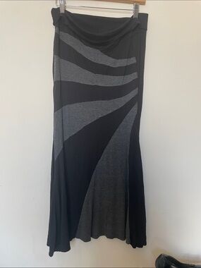 Sleek Black and Gray Maxi Skirt — Curved Panel Design